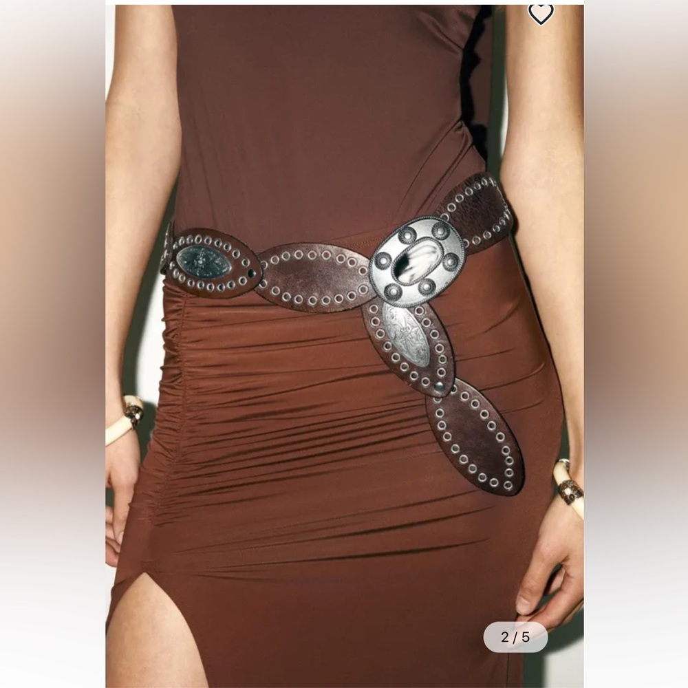 ZARA Leather belt with oval straps and rivets